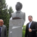 Паметник на Роналд Рейгън бе открит в Южния парк в столицата.....