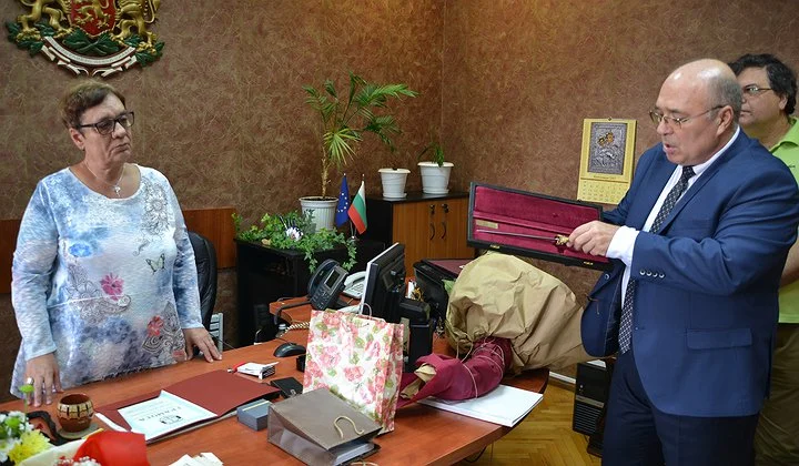 Награда кортик