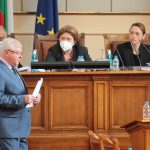 Парламент Кирил Ананиев