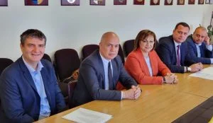 Корнелия Нинова, БСП регистрира листите си за парламент в София и София-област