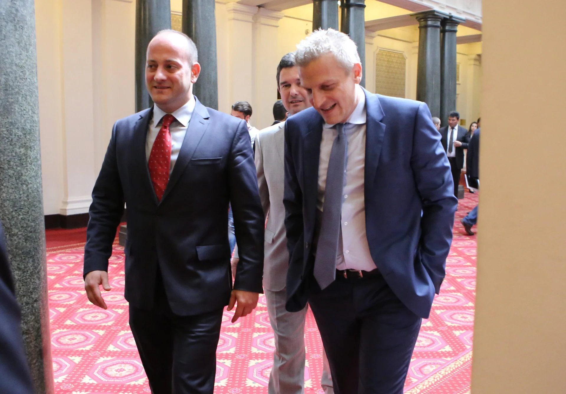 Парламент Радан Кънев Найден Зеленогорски Петър Москов