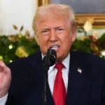 Доналд Тръмп заплаши с мита държави, които доставят петрол на Куба