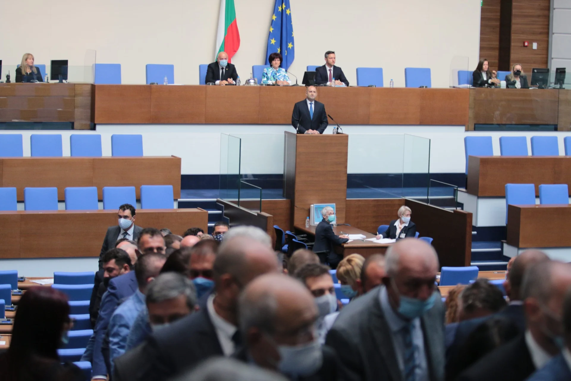 Парламент Румен Радев