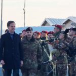 Генералният секретар на НАТО Марк Рюте на полигона в Ново село