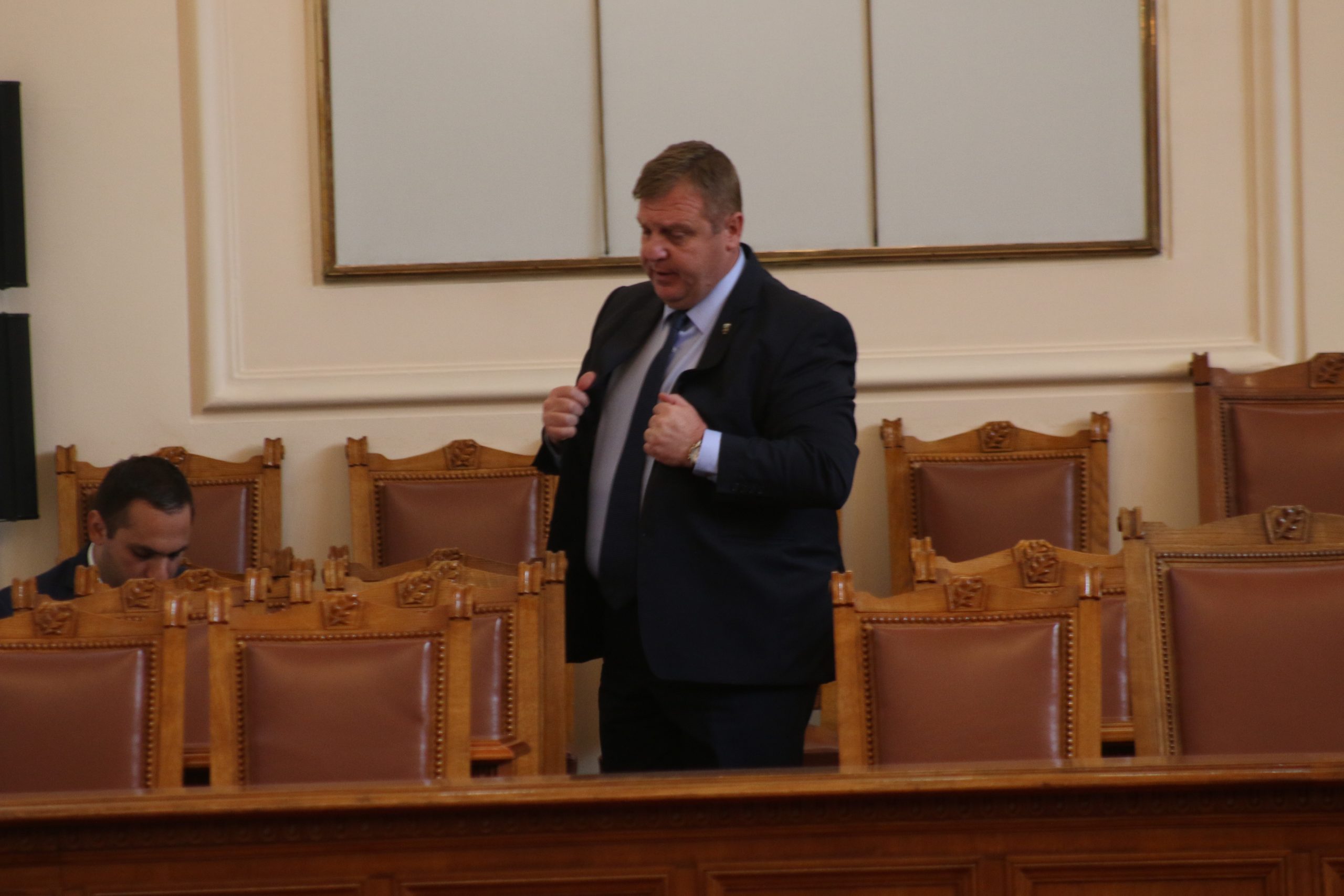 Парламент актуализиране на бюджета Красимир Каракачанов