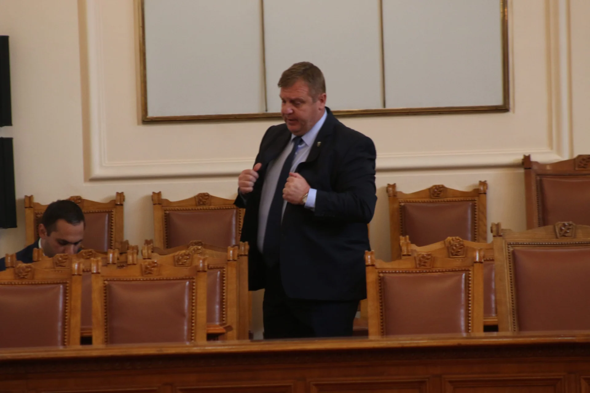 Парламент актуализиране на бюджета Красимир Каракачанов