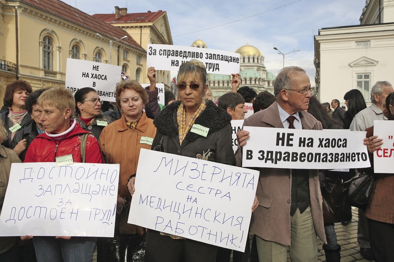 Медиците искат хаосът в здравната система да си отиде веднъж и завинаги.
