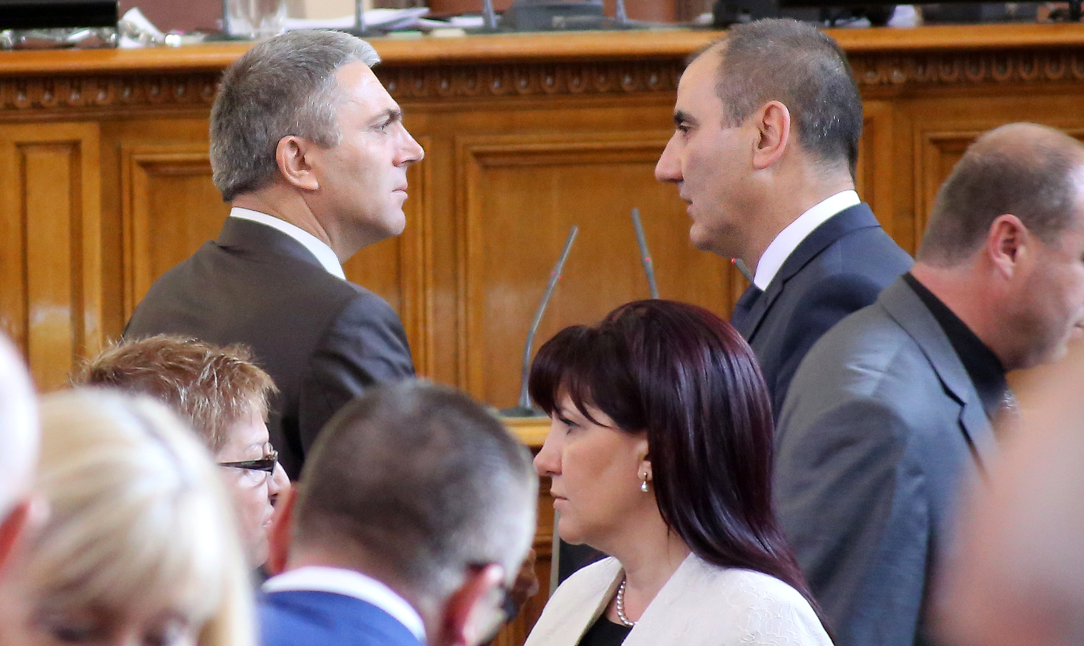 Парламент Мустафа Карадайъ
