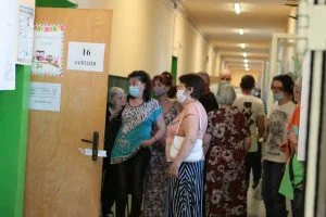 Парламентарни избори 2021 избиратели гласоподаватели
