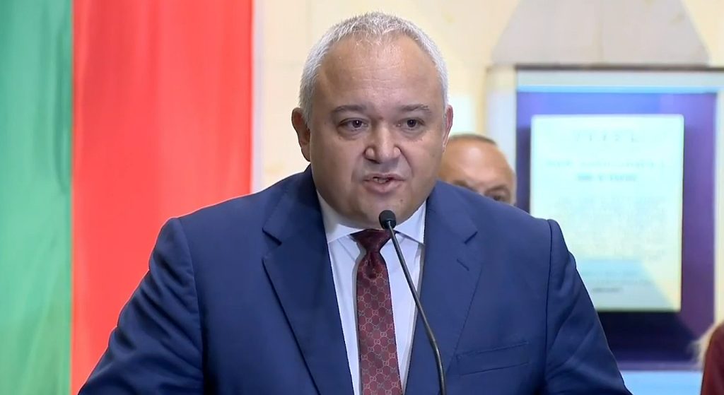 Гювенч и Демерджиев обсъдиха проблемите с нелегалната миграция 7 МВР Иван Демерджиев