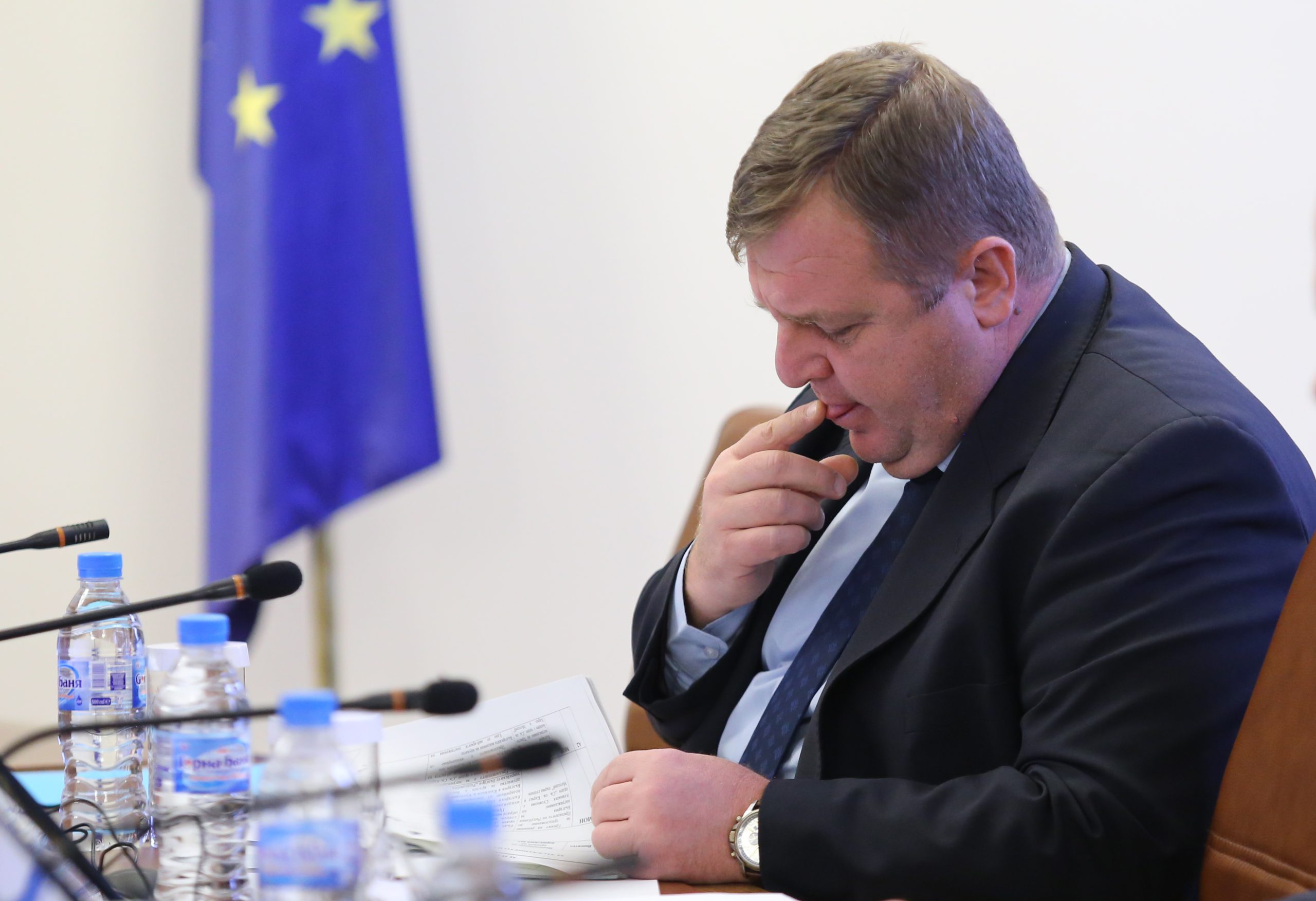 Министерски съвет - заседание Красимир Каракачанов мин. на отбраната