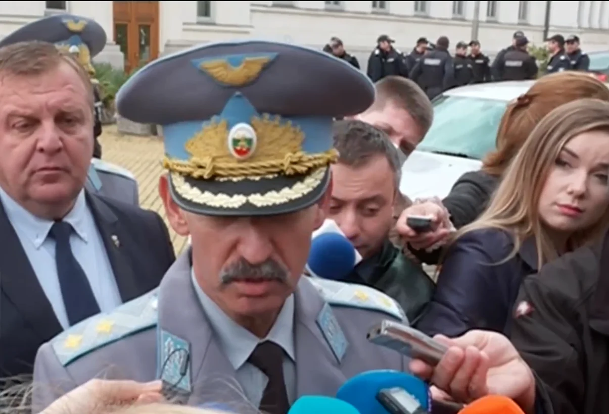 Командира на ВВС