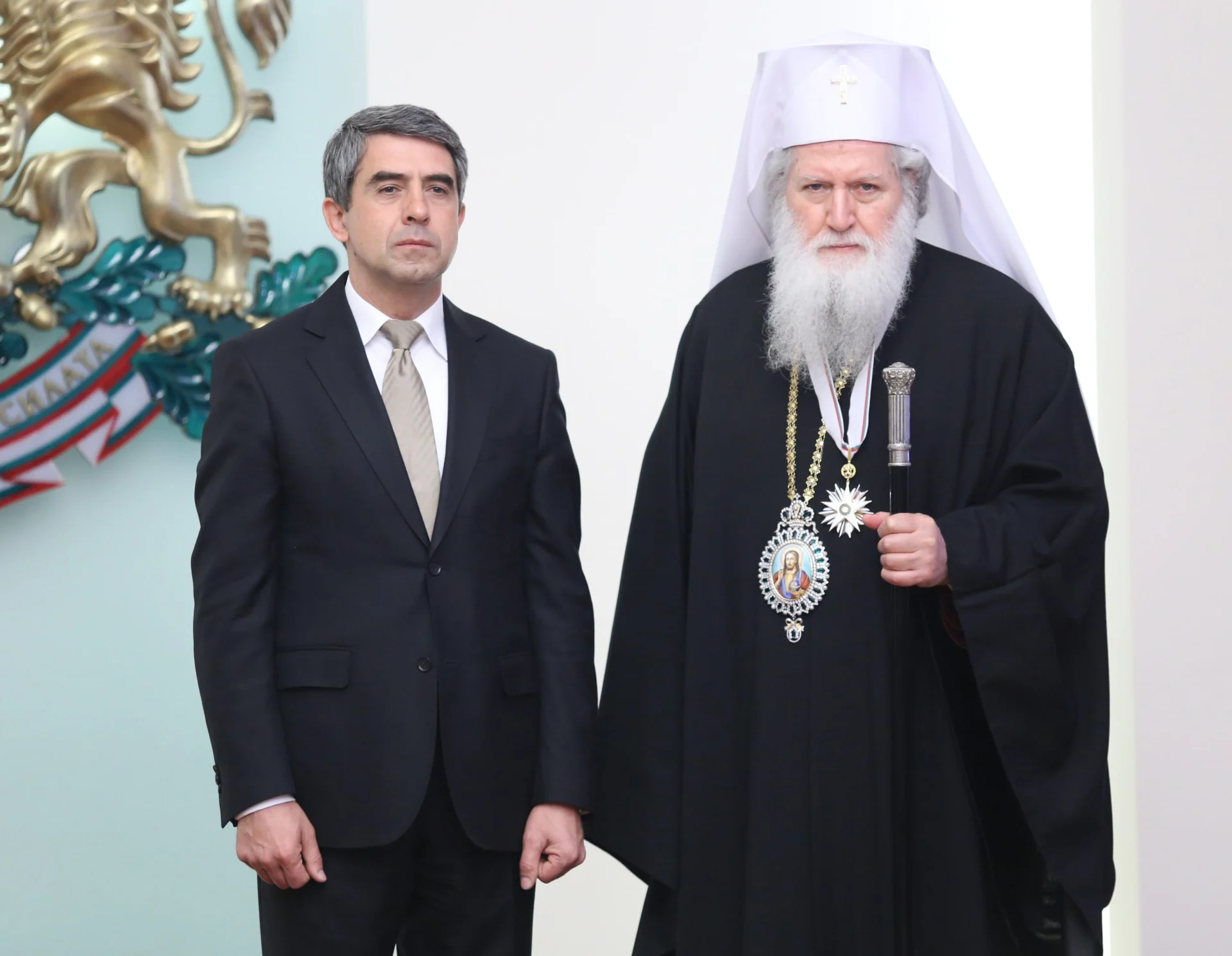 Президентът Росен Плевнелиев връчи орден „Стара планина“ първа степен на патриарх Неофит