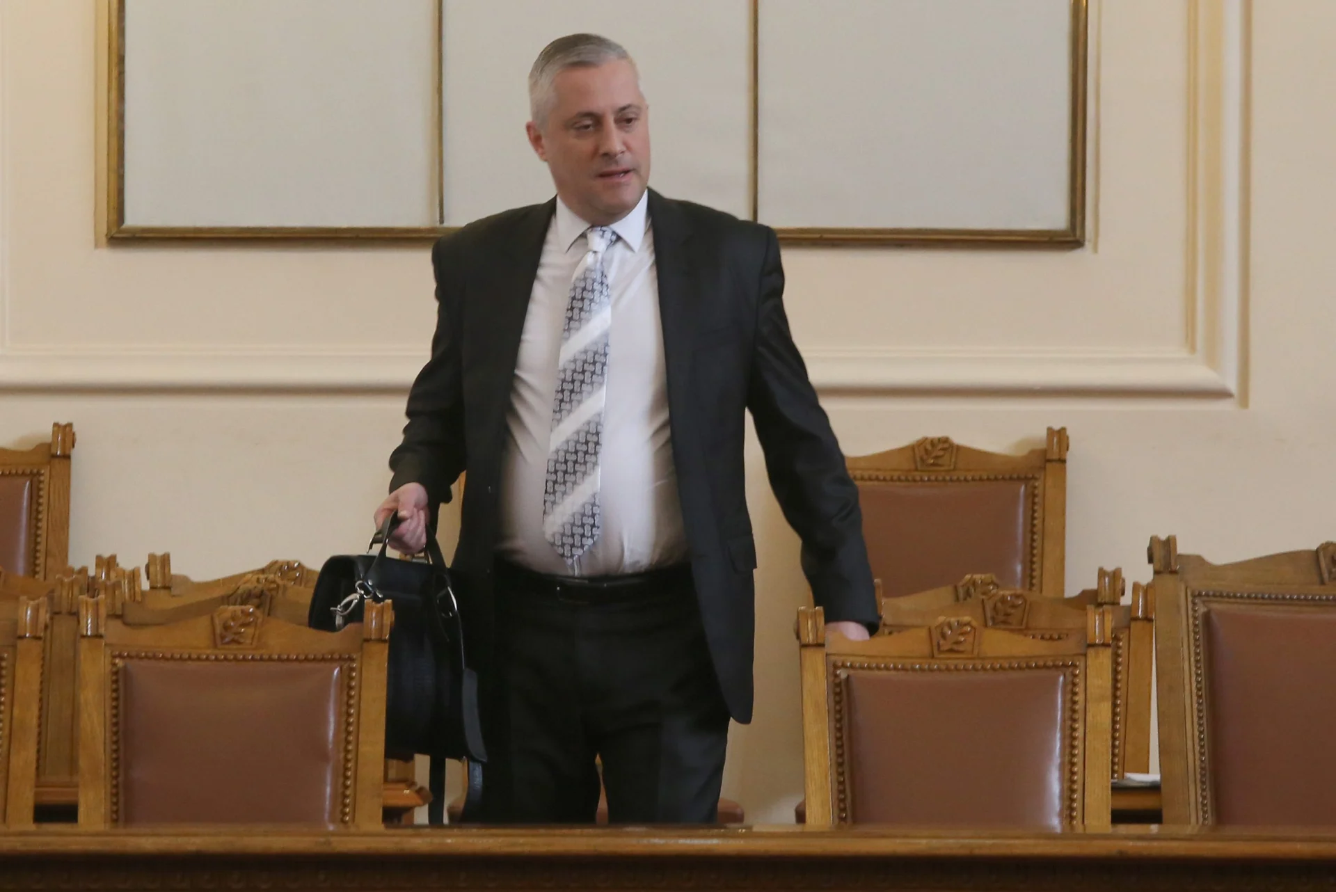 Парламент Божидар Лукарски