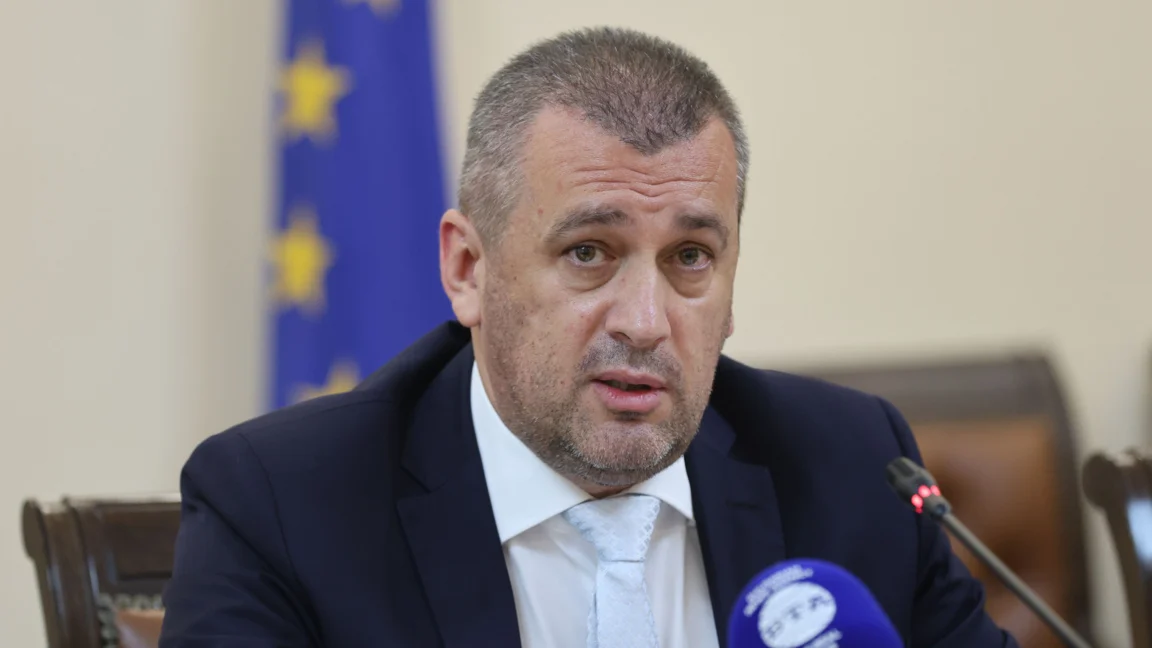 Министър Пеев съобщи за разследвания на Европейската прокуратура по 17 договора за жп проекти