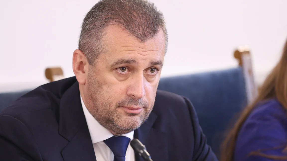 Министърът на транспорта Георги Пеев смени досегашния директор на НКЖИ