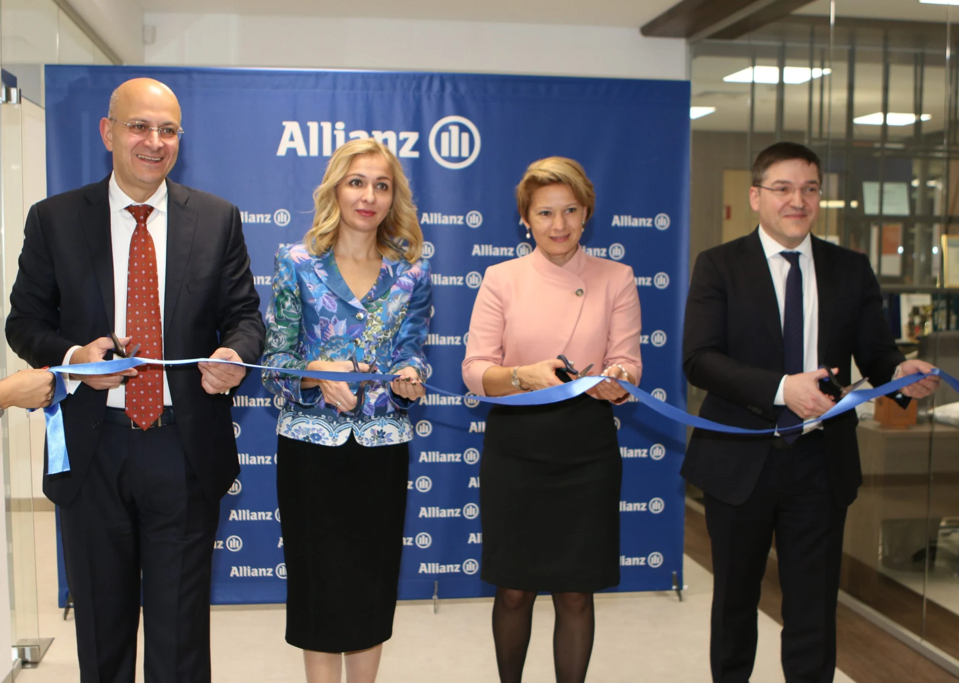 Откриване на нов офис на Алианц