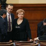 Парламентът създаде временна комисия за проучване на пенсионните Менда Стоянова Мартин Димитров Хасан Адемов