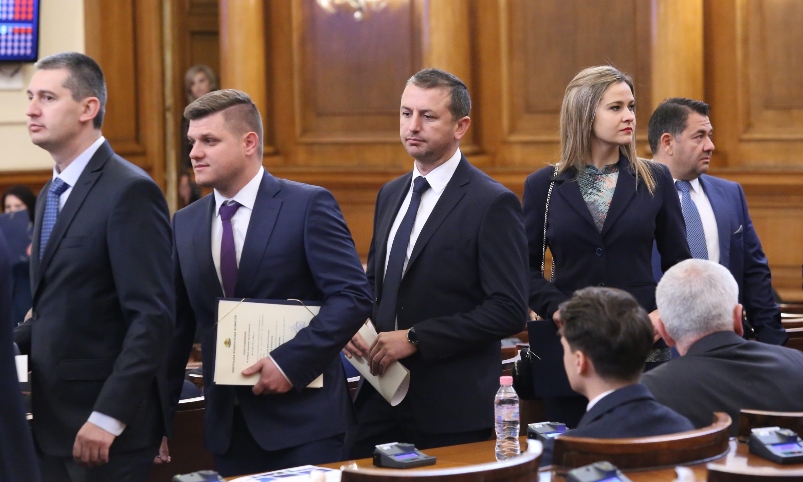 Парламент Възраждане