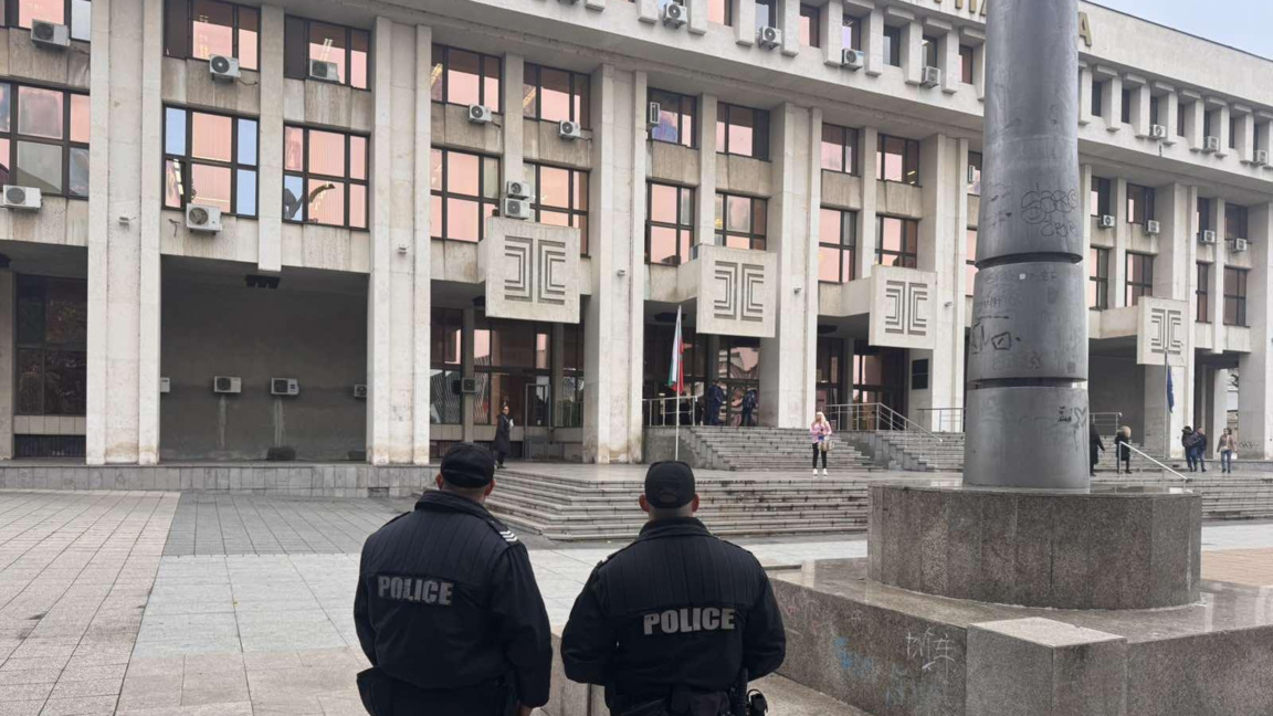 Пуснаха под домашен арест кметовете на Белица и Сунгурларе - Радослав Ревански и Димитър Гавазов