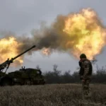 Русия придвижва към Украйна сили от резервите си, за да завладее целия Донбас