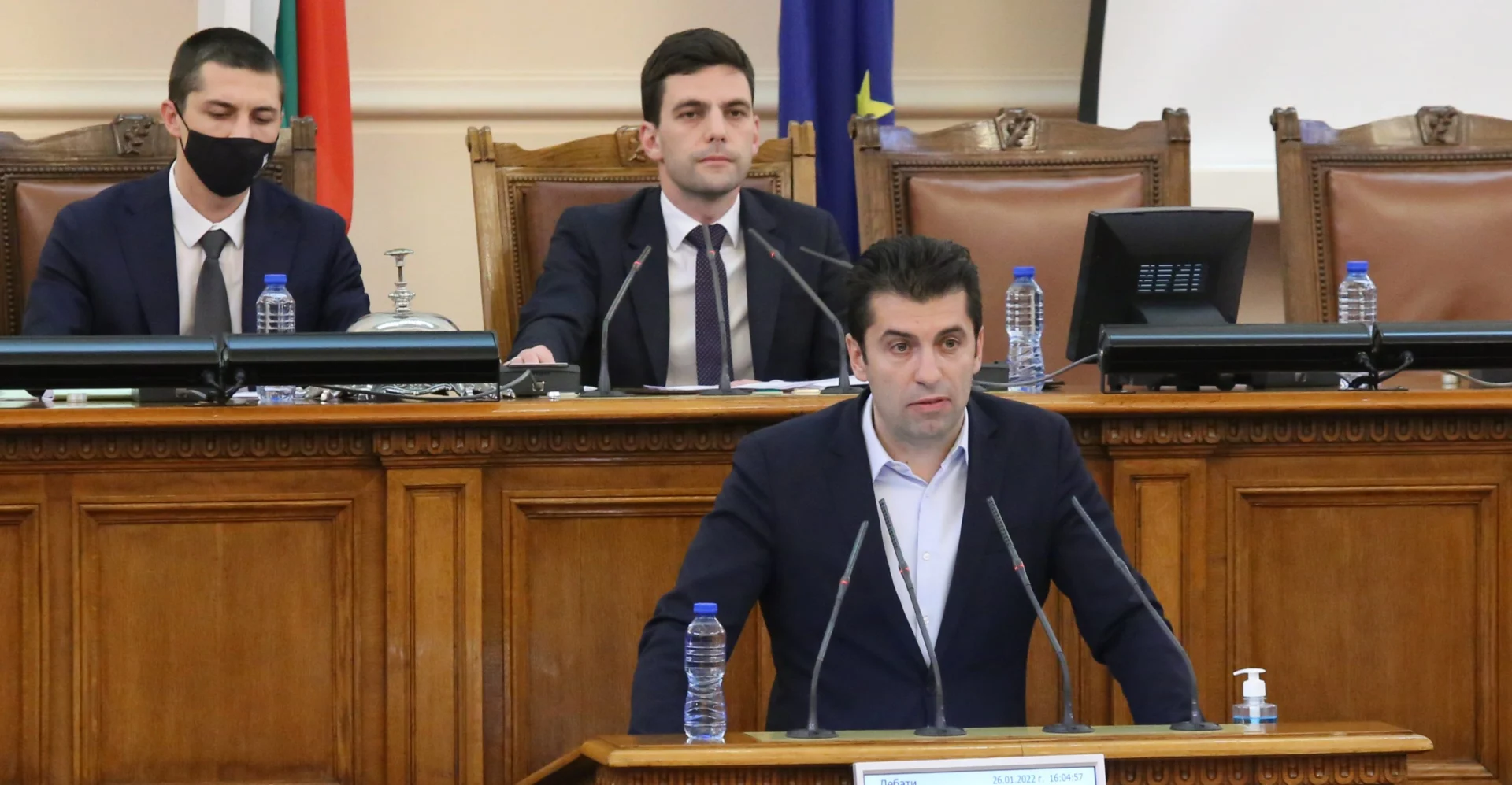 Парламент Кирил Петков