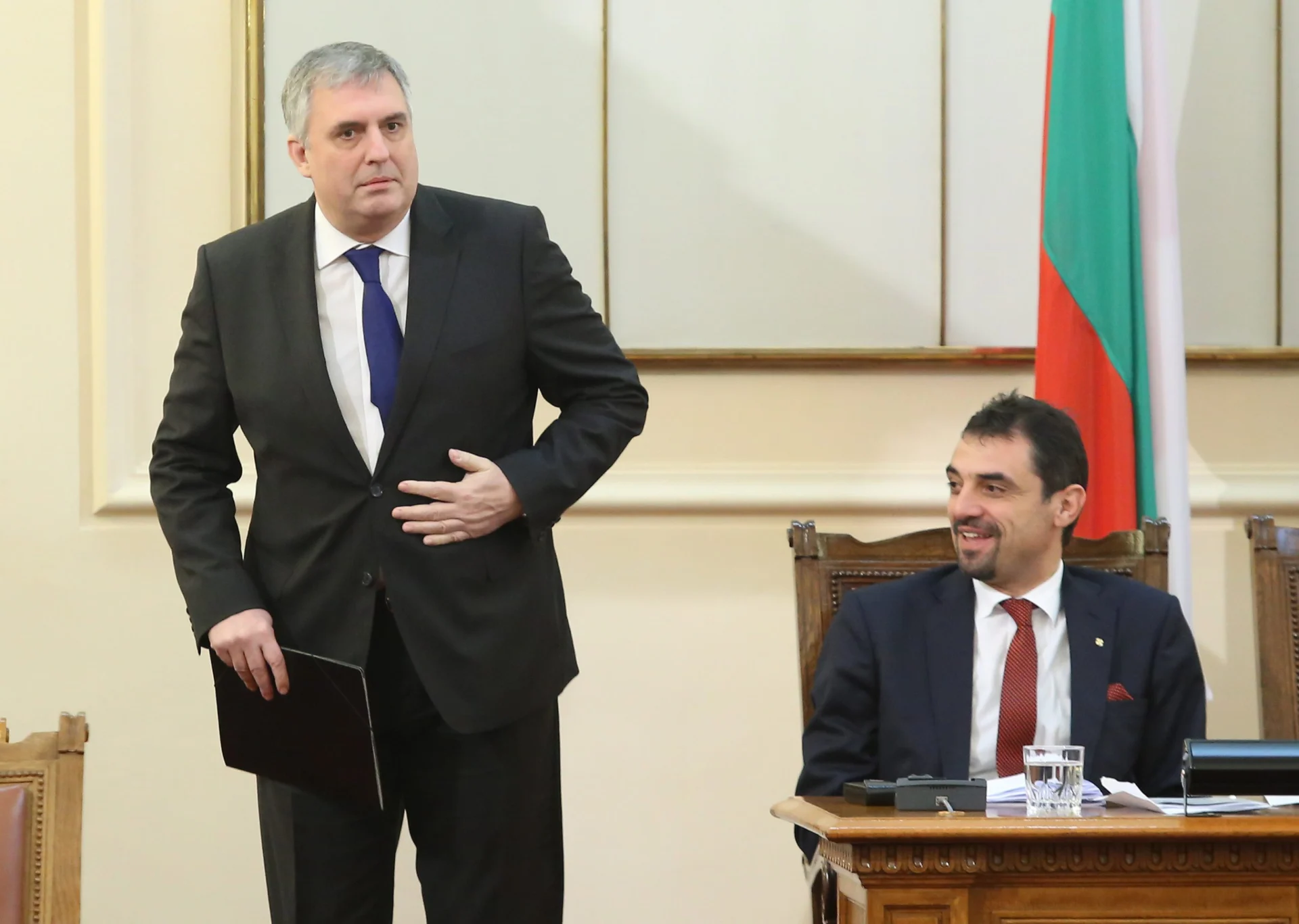Парламент Ивайло Калфин