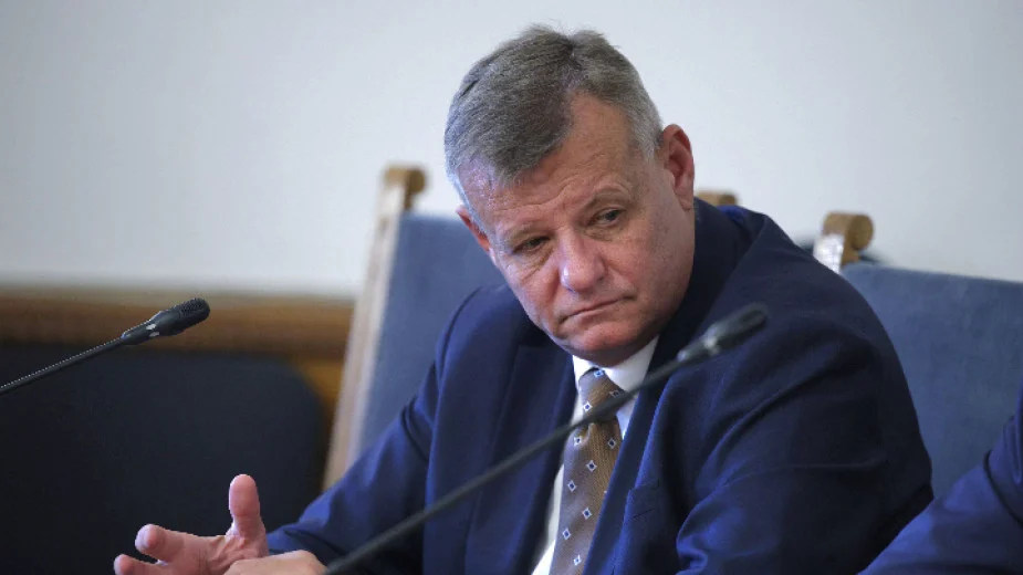 Премиерът уволни заместник-министъра на транспорта Бисер Минчев
