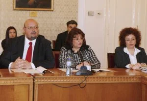 Парламент Временна анкетна комисия за проверка на фактите и обстоятелствата