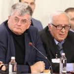 Парламент кръгла маса на тема "Нов етап от либерализацията на електроенергийния пазар"  Еленко Божков