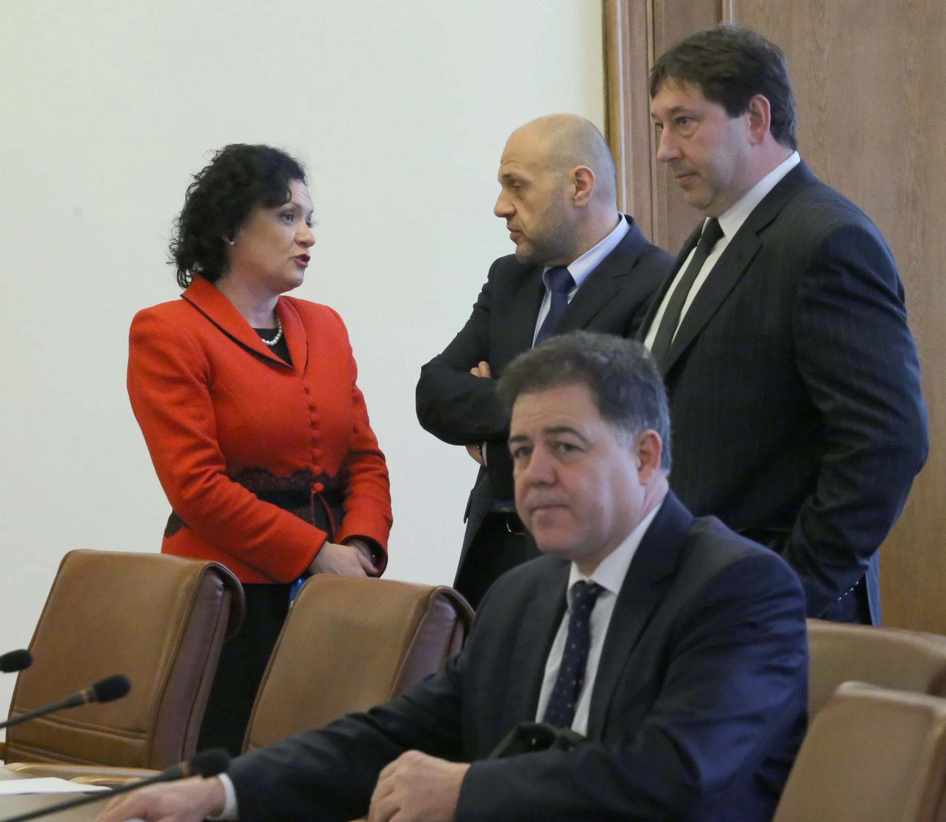 Министерски съвет заседание Ивелина Василева Томислав Дончев Николай Ненчев