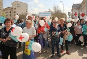 протест на общопрактикуващите лекари срущу министър Москов