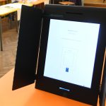 Избори 2022 машина за гласуване