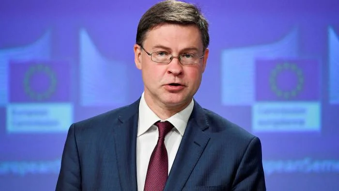 финанси