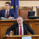 Парламент вот на недоверие към кабинета на Кирил Петков  Иво Атанасов