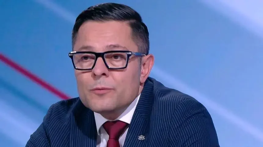 Обезвредихме поредната бомба, заложена от предишното управление – „Лукойл България” щеше да затвори, заяви Пулев