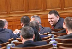 Парламент Делян Пеевски