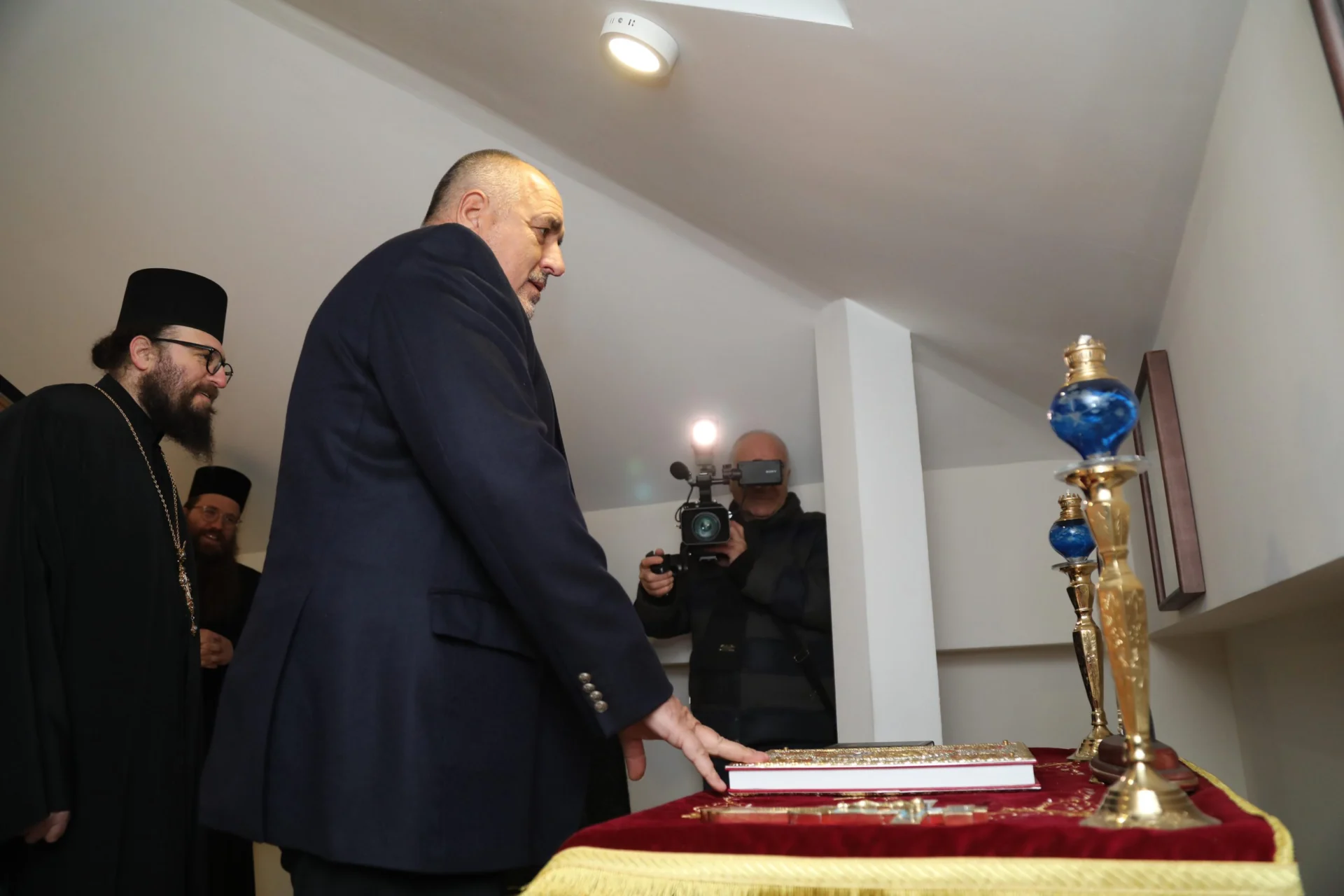 посещение на премиера Бойко Борисов в реновираната сграда на Софийската духовна семинария ...