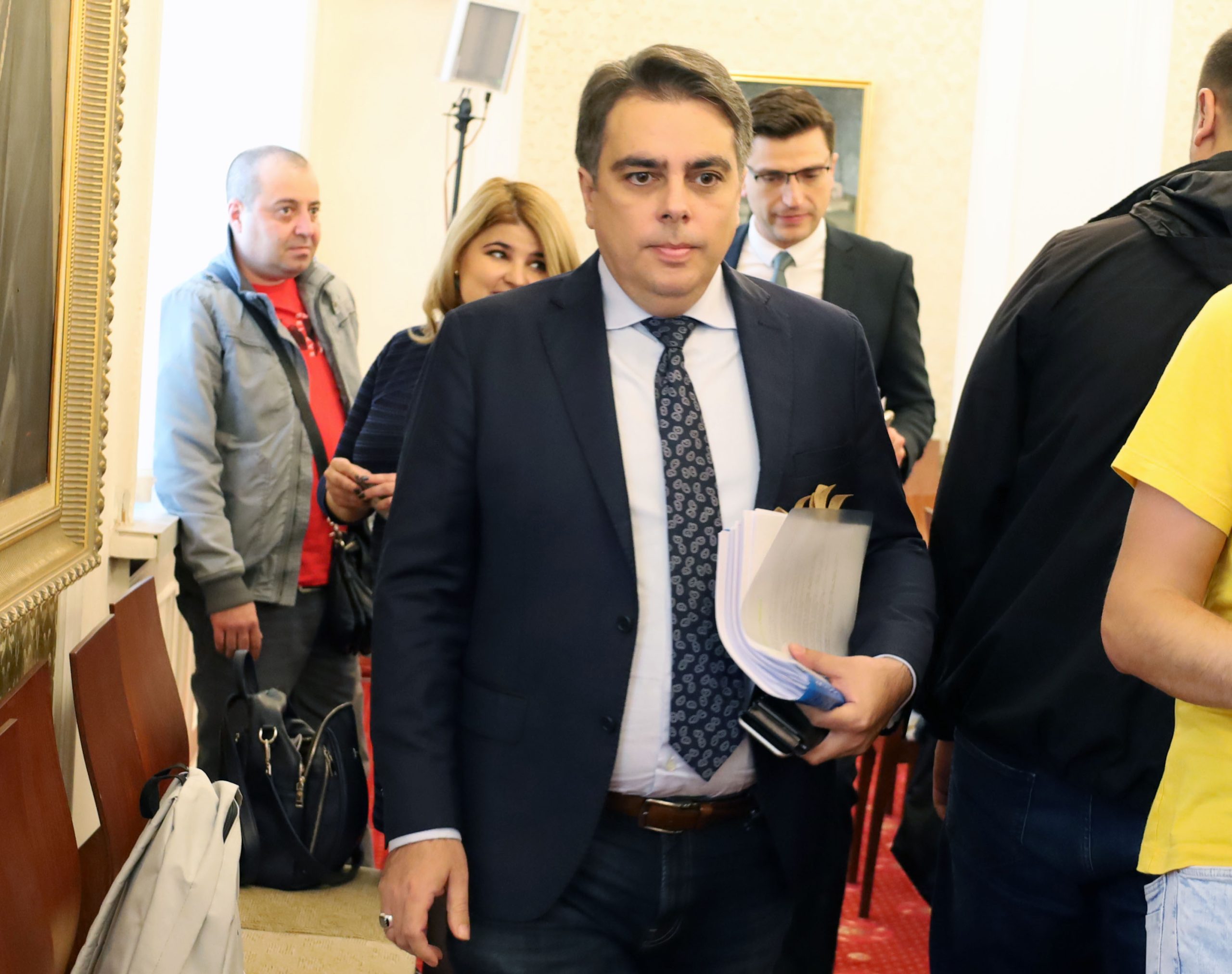 Парламент комисия по бюджет и финанси Асен Василев
