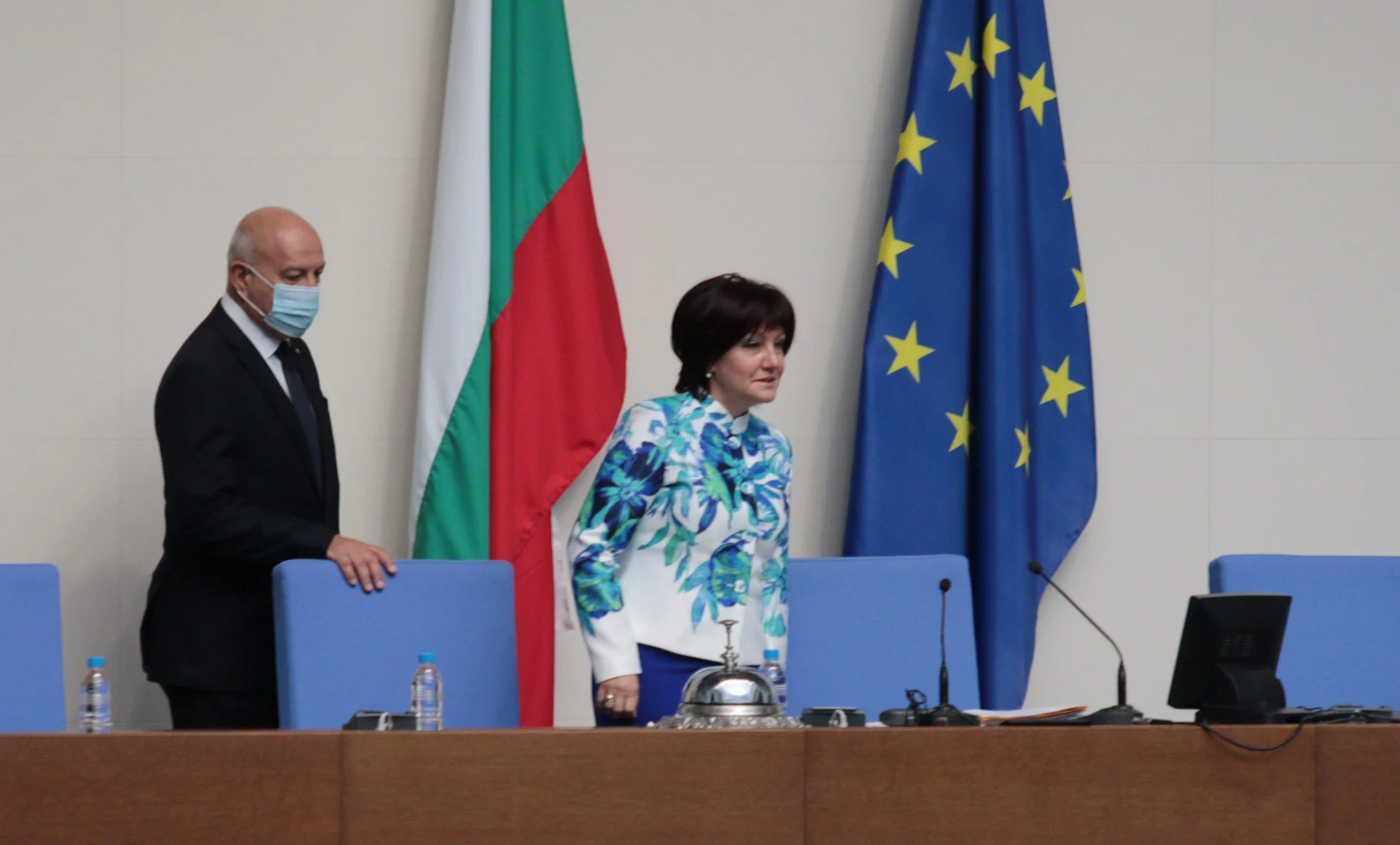 Парламент Цвета Караянчева