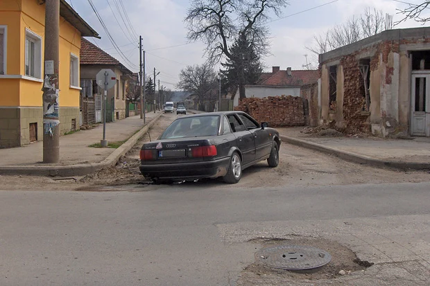 дупки пътища