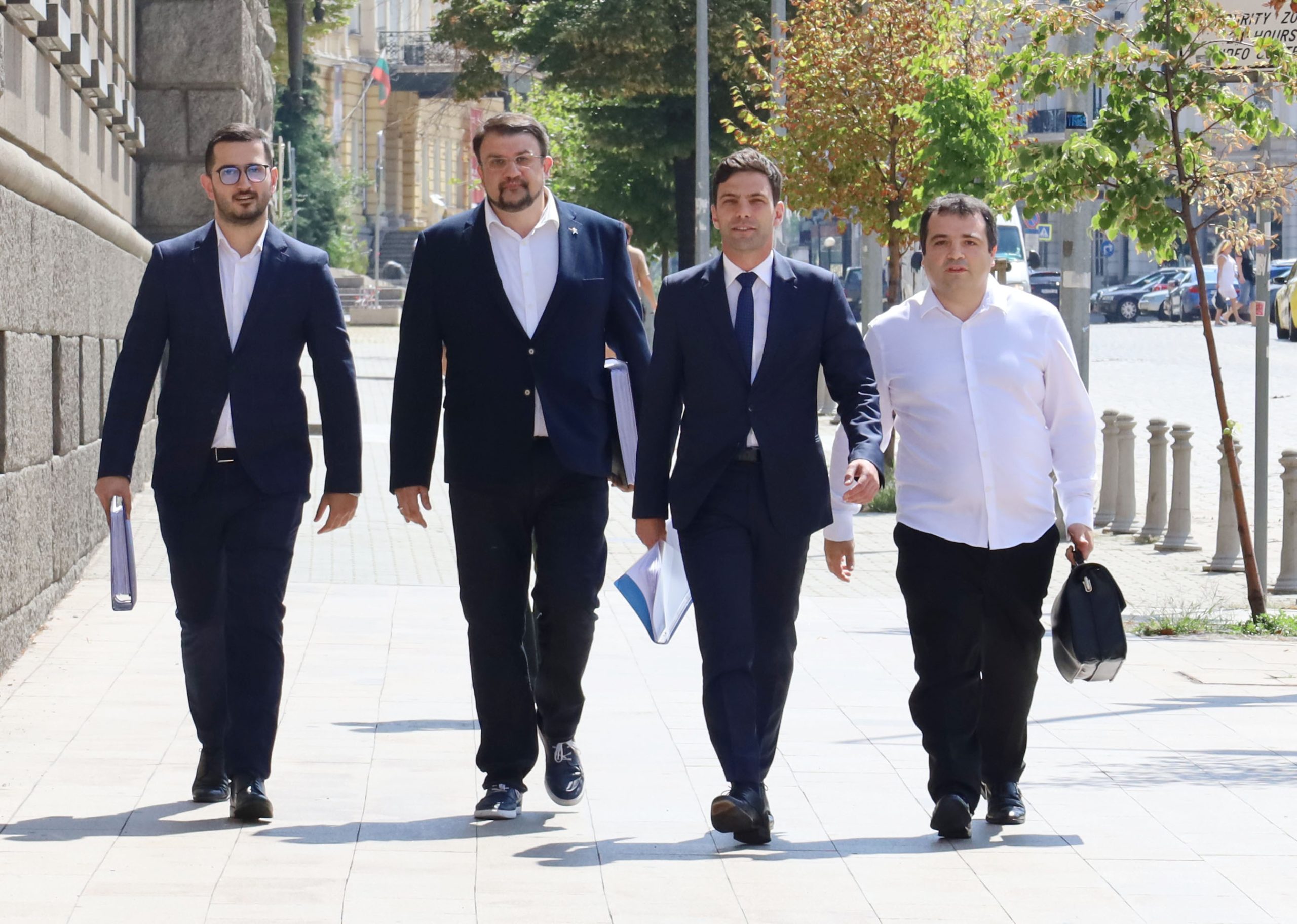Подаване на документи в ЦИК Продължаваме промяната