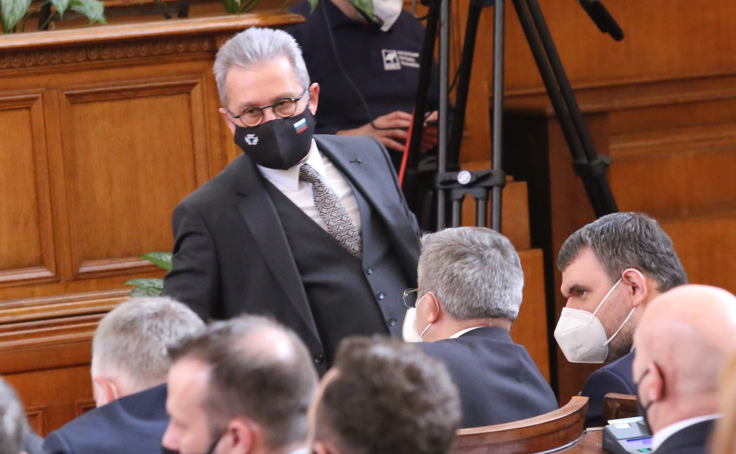 Парламент Йордан Цонев