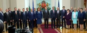 Президентство представяне на нов служебен кабинет