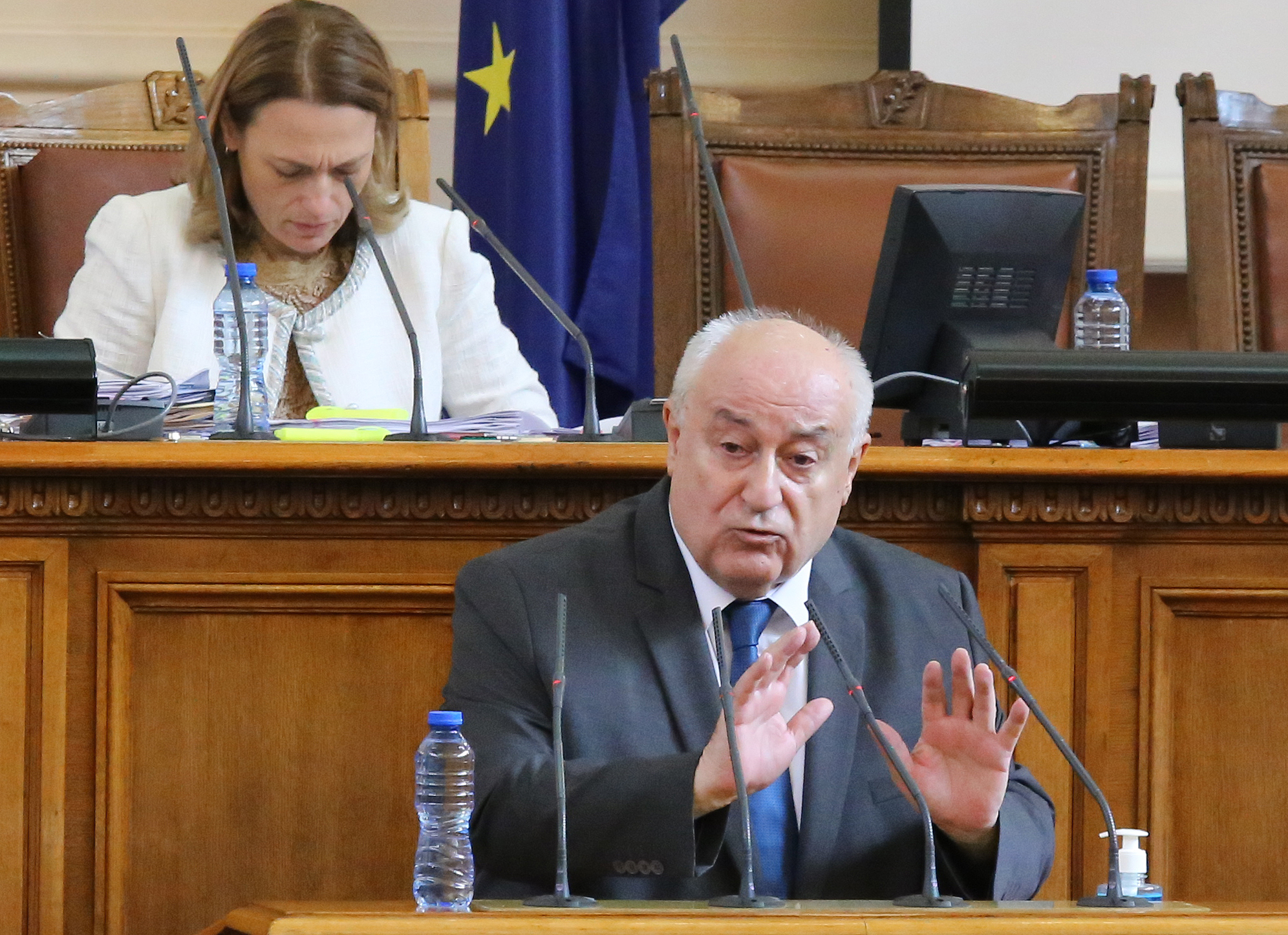 Парламент Асен Личев