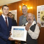 Парламент изложба Георги Чапкънов
