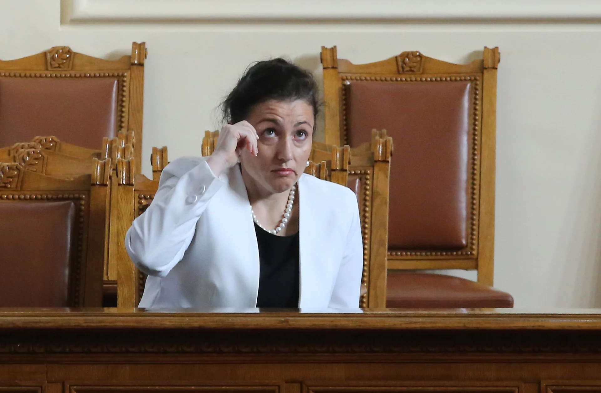 Парламент Десислава Танева