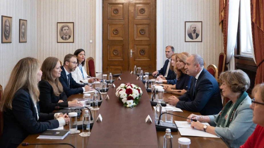 Президентът Румен Радев на среща с наблюдатели на ОССЕ за изборите