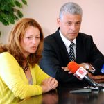 БНТПредставяне на новия екипВяра Анкова - директор на БНТАтанас Славчев Кацарчев - Член на УС на БНТ Ресор - "Финансова политика и антикризисни мерки"