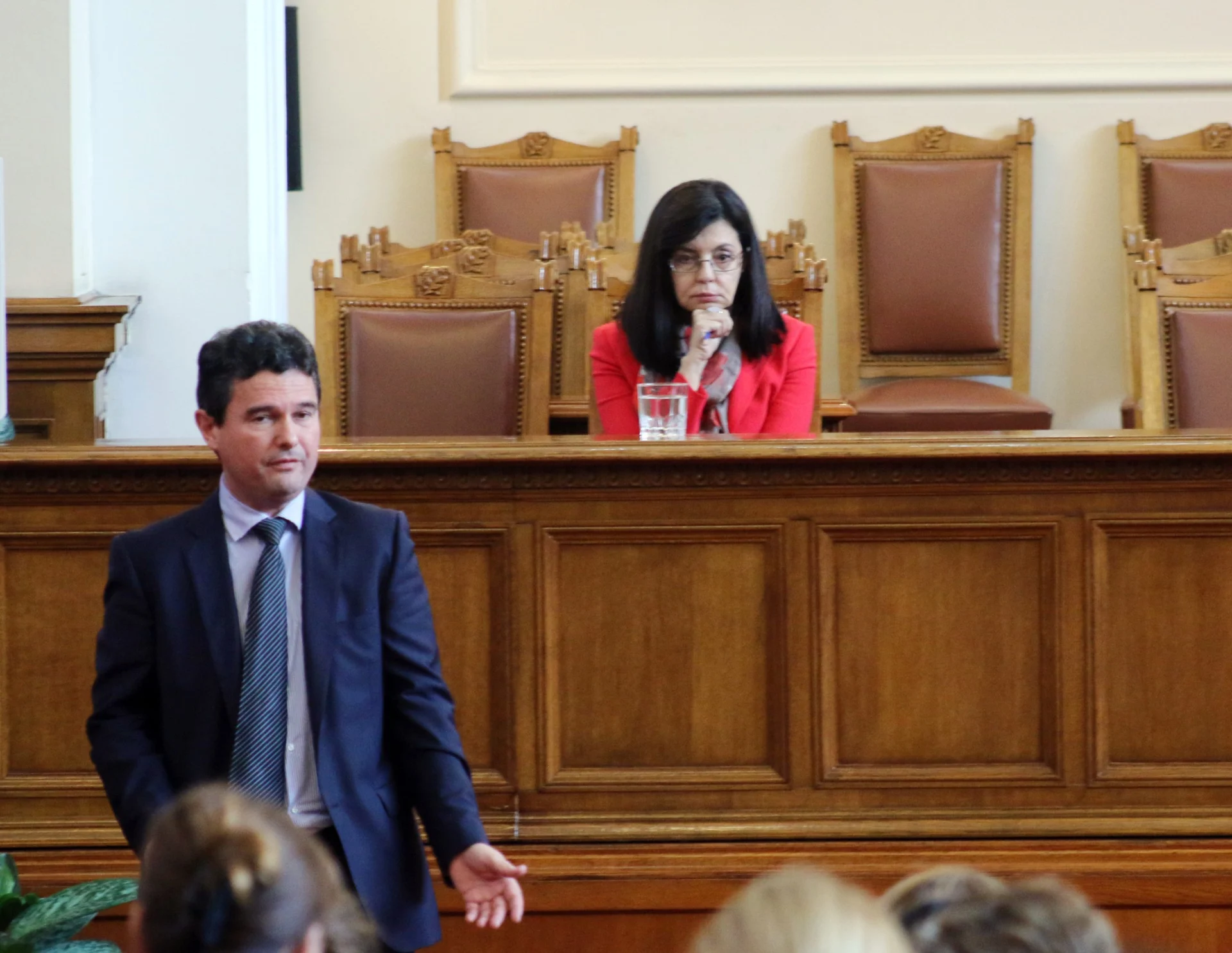 Парламент Найден Зеленогорски Меглена Кунева